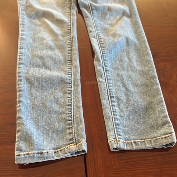 Mossimo Skinny Jeans, Size: 4 - Picture 5 of 10